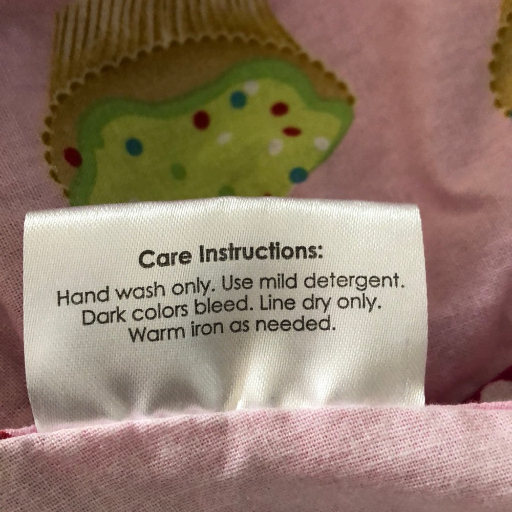 Childs apron - Picture 8 of 8